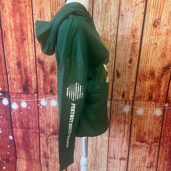 NWOT Foxtrot Delta Tango green polyester hoodie size Small oversized - Picture 5 of 7